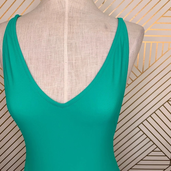 Topshop Pamela Extreme Plunge‎ One-Piece Swimsuit - Picture 2 of 8